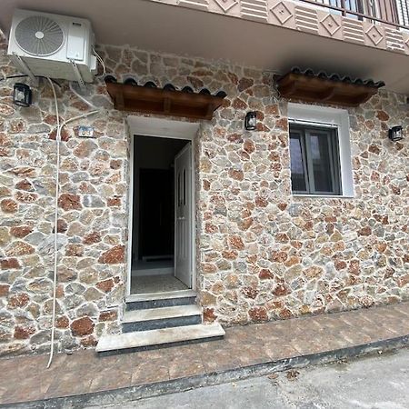 Stone House 48 M Apartment Acharnes Ngoại thất bức ảnh